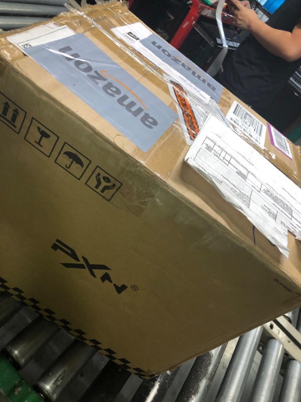 Photo 1 of ***MISSING PIECES//SOLD AS PARTS ALL SALES FINAL****
PXN V10 Force Feedback Gaming Racing Wheel with Magnetic Pedals and Shifter, 270/900 Degree, Dual Paddles and Detachable Design Steering Wheel for PC, PS4, Xbox One, Xbox Series X|S
