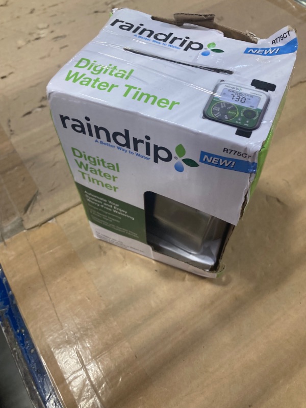 Photo 2 of ****USED*** Raindrip Digital Hose-End Automatic Water Timer, Connects to Garden Faucets and Hose Bibbs, with Back-Lit LCD Screen for Drip Irrigation, Garden, Self-Watering, Grey