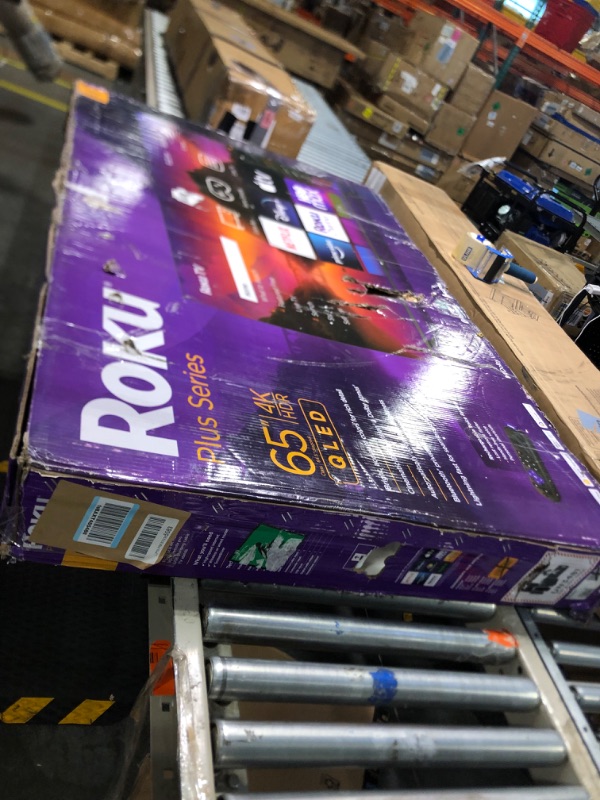 Photo 2 of ****SOLD FOR PARTS - FINAL SALE - NO RETURNS****
Roku 65" Plus Series 4K Dolby Vision HDR10+ QLED Smart RokuTV with Voice Remote Pro