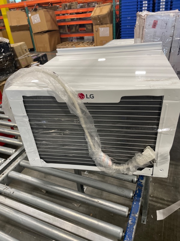 Photo 4 of 
LG 14,000 BTU 115V Programmable Window Air Conditioner with WiFi and Remote
Model: LW1522IVSM
|
Item: bci4343831
No front grill or Face for control of the unit