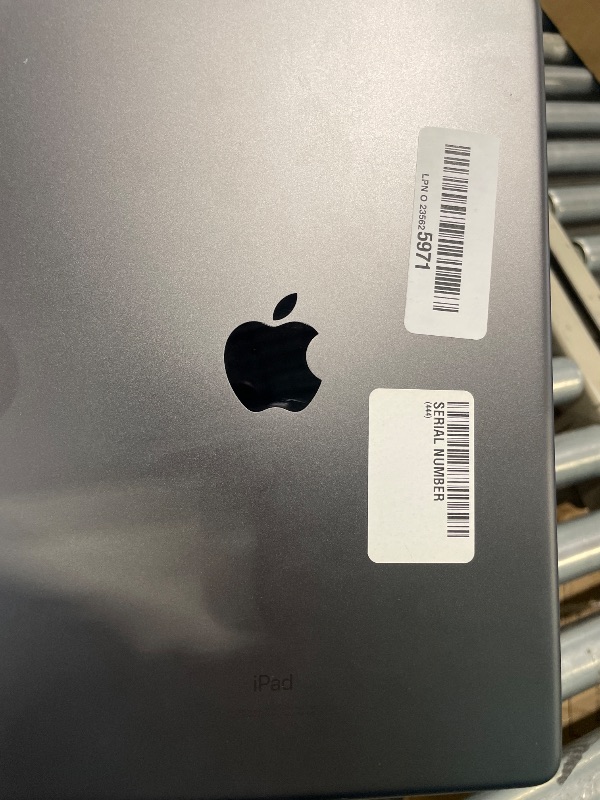 Photo 4 of ***** Scratch on top of screen****Apple iPad (9th Generation): with A13 Bionic chip, 10.2-inch Retina Display, 64GB, Wi-Fi, 12MP front/8MP Back Camera, Touch ID, All-Day Battery Life – Space Gray
