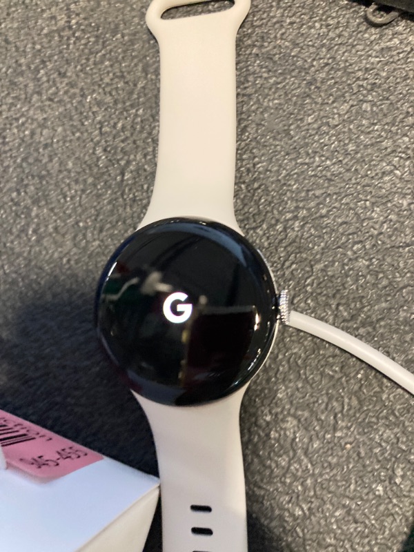 Photo 4 of *****The watch is locked and can't be reset*****USED/AS IS/PARTS ONLY*****
Google Pixel Watch 2 with the Best of Fitbit and Google - Heart Rate Tracking