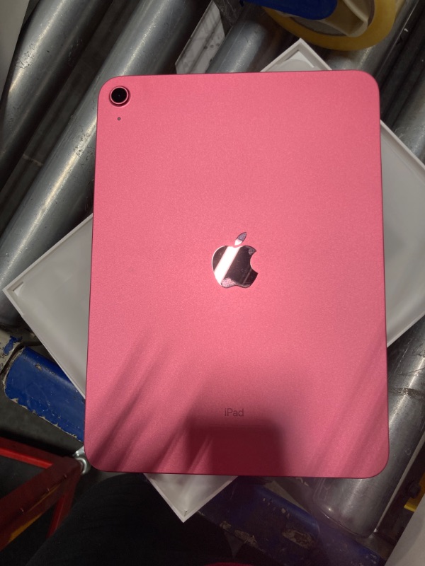 Photo 4 of 64GB Apple iPad (10th Generation): with A14 Bionic chip