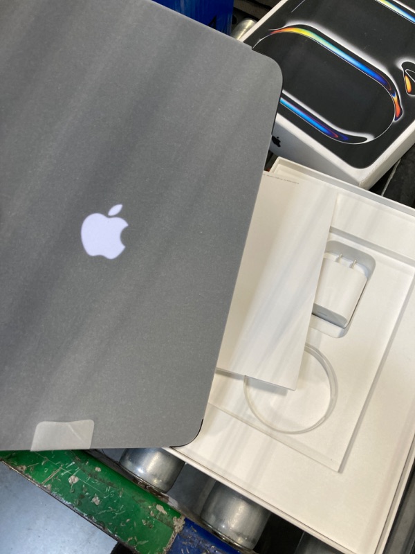 Photo 4 of ***MISSING CHARGER**
Apple iPad Pro 11-Inch (M4): Built for Apple Intelligence, Ultra Retina XDR Display, 512GB, 12MP Front/Back Camera, LiDAR Scanner, Wi-Fi 6E, Face ID, All-Day Battery Life — Space Black