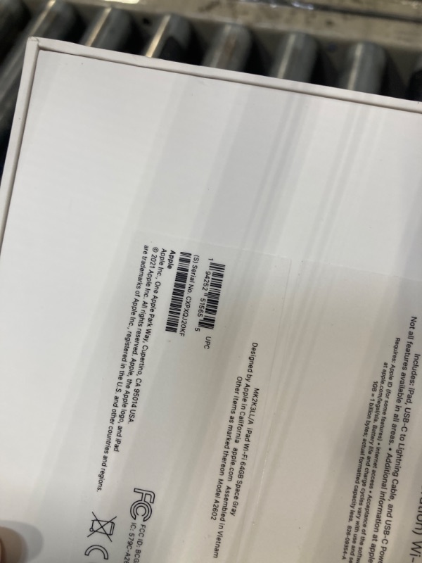 Photo 3 of ***WAS FACTORY SEALED, OPEN FOR VERIFICATION***
Apple  - 10.2-Inch iPad (9th Generation) with Wi-Fi - 64GB - Space Gray