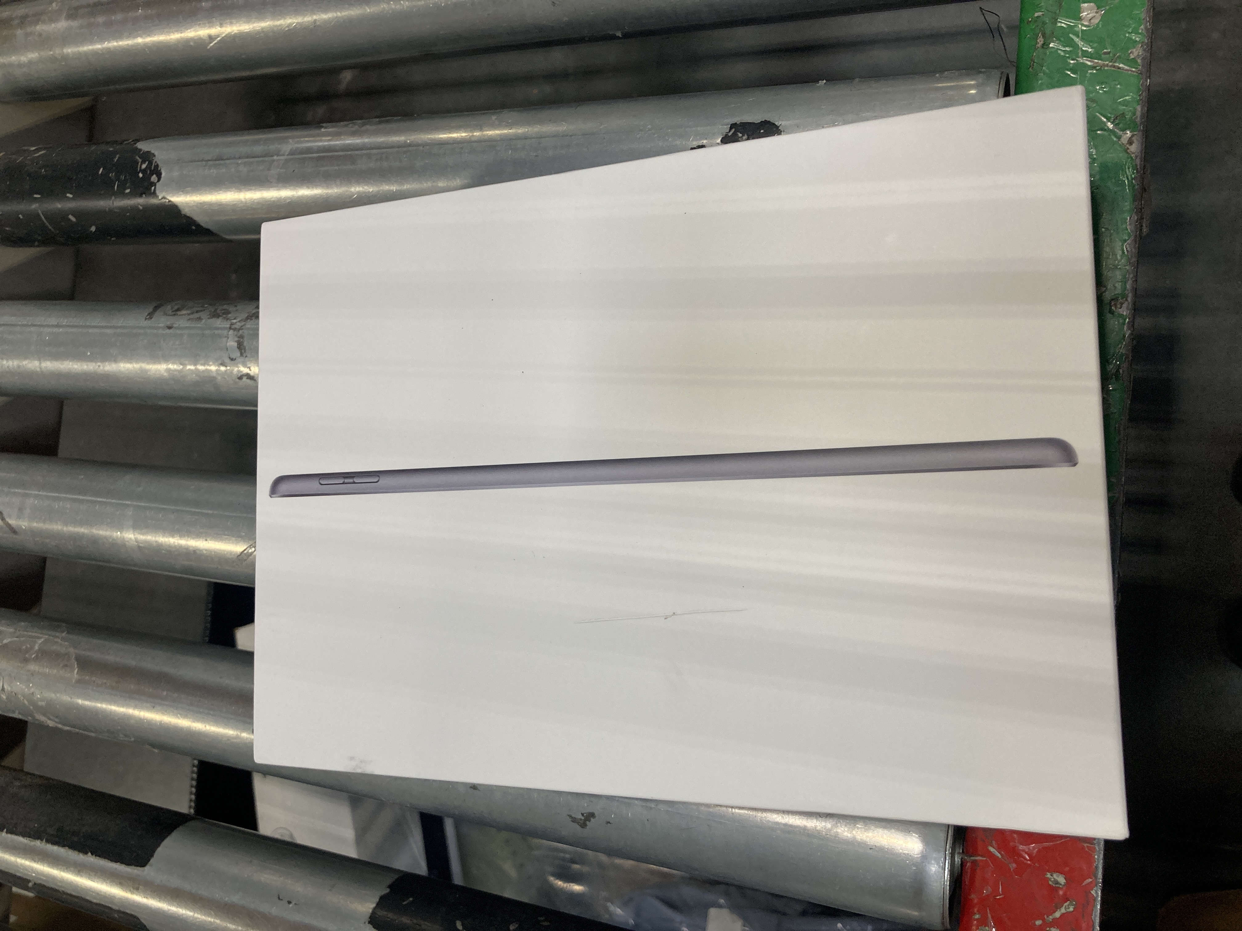 Photo 1 of ***WAS FACTORY SEALED, OPEN FOR VERIFICATION***
Apple  - 10.2-Inch iPad (9th Generation) with Wi-Fi - 64GB - Space Gray