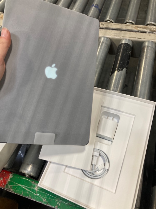 Photo 4 of ***WAS FACTORY SEALED, OPEN FOR VERIFICATION***
Apple  - 10.2-Inch iPad (9th Generation) with Wi-Fi - 64GB - Space Gray