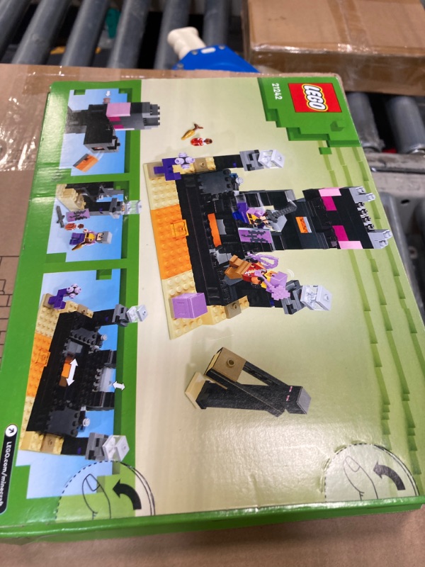 Photo 2 of ***FACTORY SEALED***
LEGO Minecraft The End Arena ABS Plastic Multicolored 252 pc