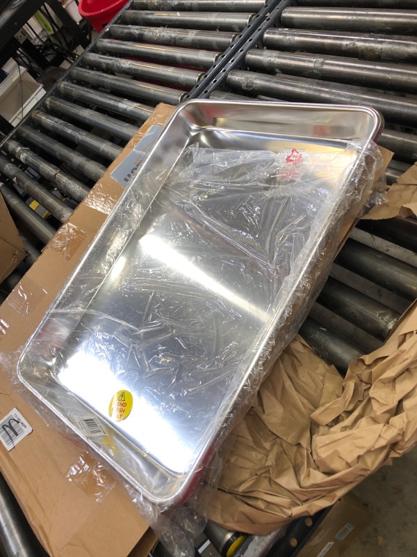 Photo 2 of ***USED - SCRATCHED - SEE PICTURES***
New Star Foodservice 36800 Commercial-Grade 12-Gauge Aluminum Open Bead Sheet Pan/Bun Pan, 18" L x 26" W x 2" H (Full Size) | Measure Oven (Recommended)