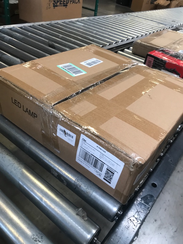 Photo 1 of 200W LED High Bay Lights, UFO LED High Bay Light, 28,000 LM(Eqv.800W MH/HPS), 5000K Daylight, IP65, 5ft Cable with US Plug, Safe Rope for Garage/Warehouse/Workshop - Pack of 1 200W - 1 Pack
