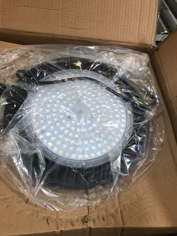 Photo 2 of 200W LED High Bay Lights, UFO LED High Bay Light, 28,000 LM(Eqv.800W MH/HPS), 5000K Daylight, IP65, 5ft Cable with US Plug, Safe Rope for Garage/Warehouse/Workshop - Pack of 1 200W - 1 Pack