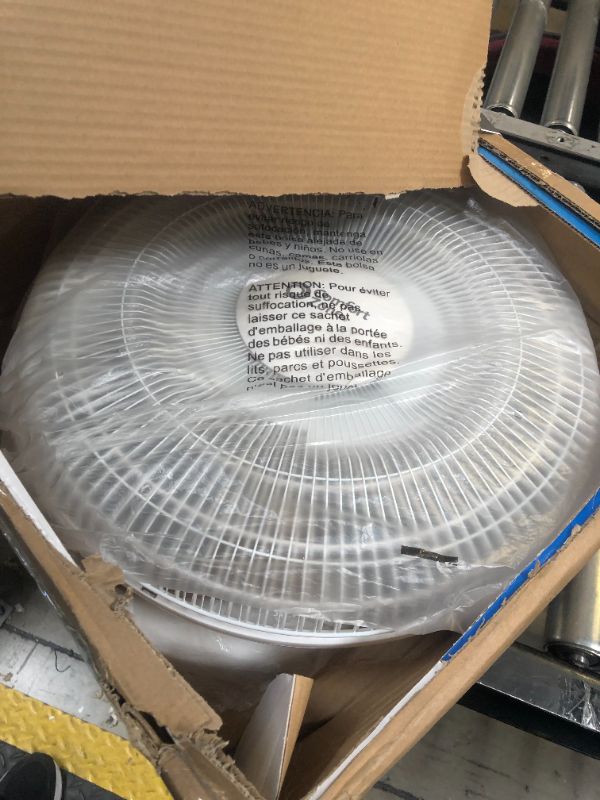 Photo 1 of Comfort Zone Oscillating Table Fan with Adjustable Tilt, Convenient Push Button Controls, Quiet, 16 inch, 3 Speed, Desk Fan, Airflow 15.75 ft/sec, Ideal for Home, Bedroom, Dorm & Office, CZ161WT White