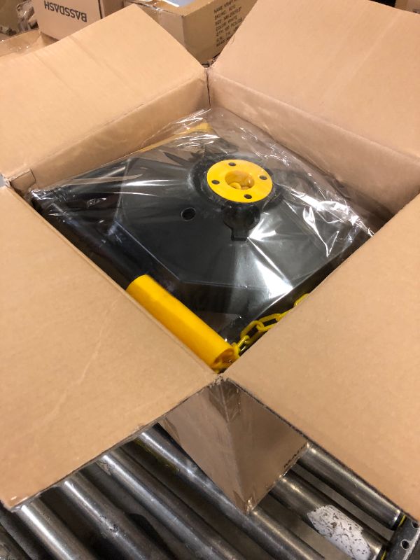 Photo 1 of 4 Pack Traffic Delineator Post Cones with Fillable Base,Safety Cones for Parking Lot,Portable Traffic Cones Parking Pole Barrier with 5ft Chain,Plastic Street Stanchions Construction Lot Barrier 4 PCS white+red