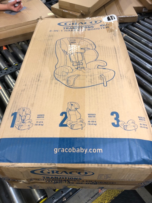 Photo 2 of Graco Tranzitions 3 in 1 Harness Booster Seat Black