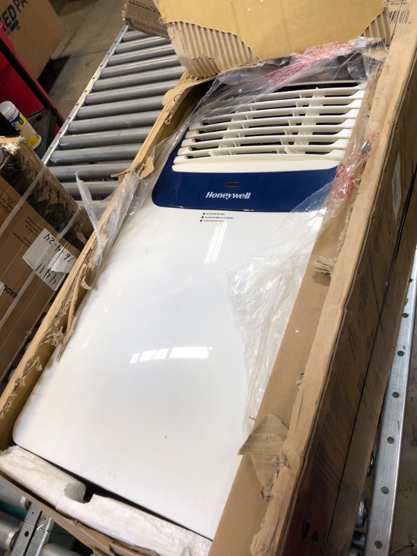 Photo 2 of 6,100 BTU Portable Air Conditioner Cools 100 Sq. Ft. in White and Blue
