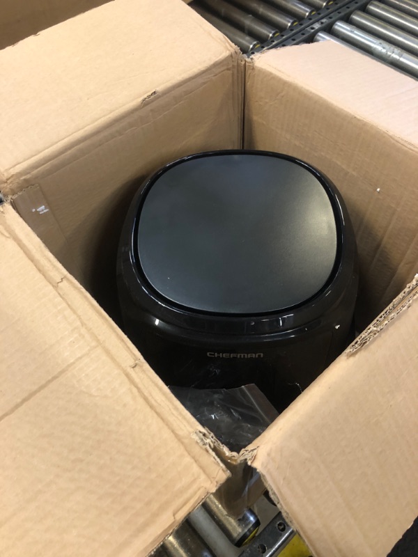 Photo 1 of Chefman Digital Air Fryer, Large 5 Qt Family Size, One Touch Digital Control Presets, French Fries, Chicken, Meat, Fish, Nonstick Dishwasher-Safe Parts, Automatic Shutoff, Black 5 Quart Black
