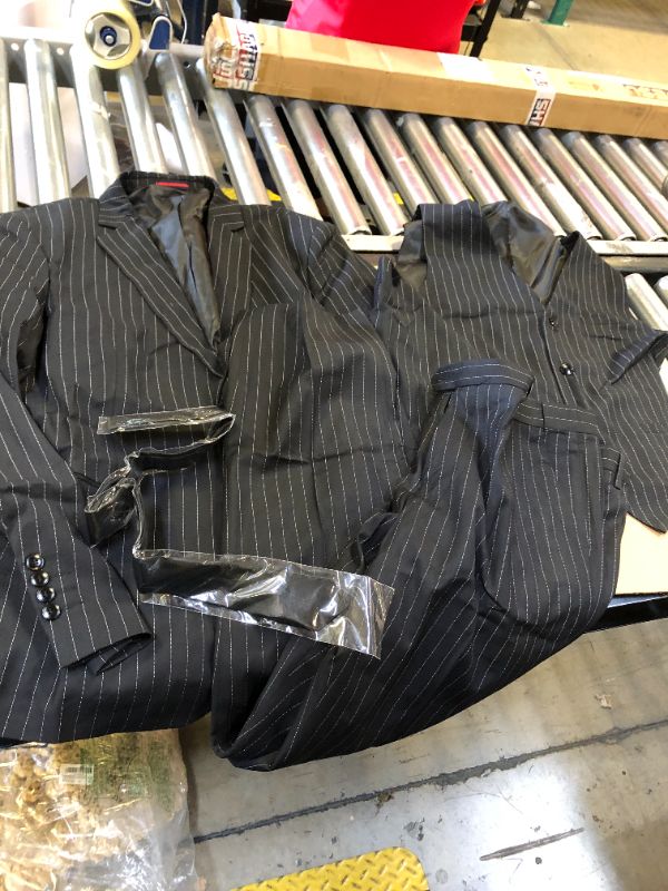 Photo 1 of  Men's 3 Piece Suit Set - SIZE 40