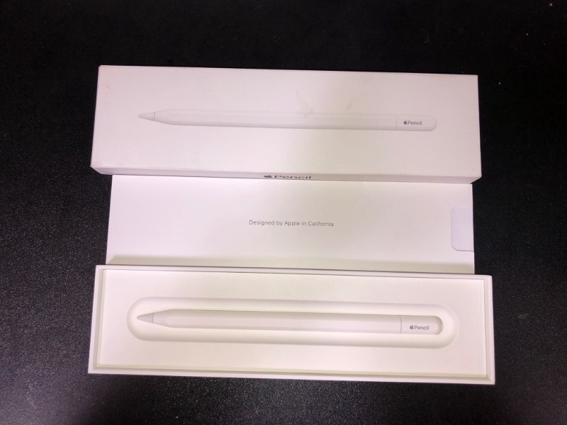 Photo 2 of Apple Pencil (USB-C) ???????