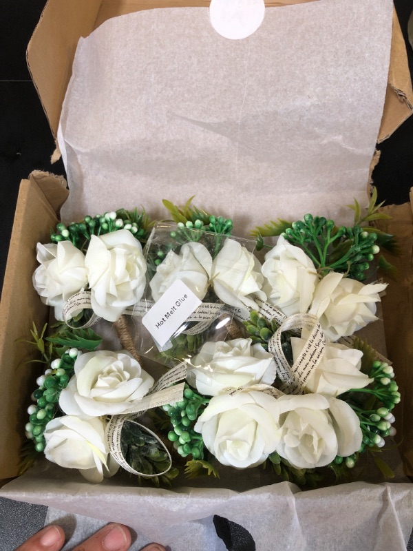 Photo 1 of ARTIFICIAL FLOWERS 