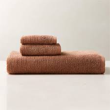 Photo 1 of brown towels