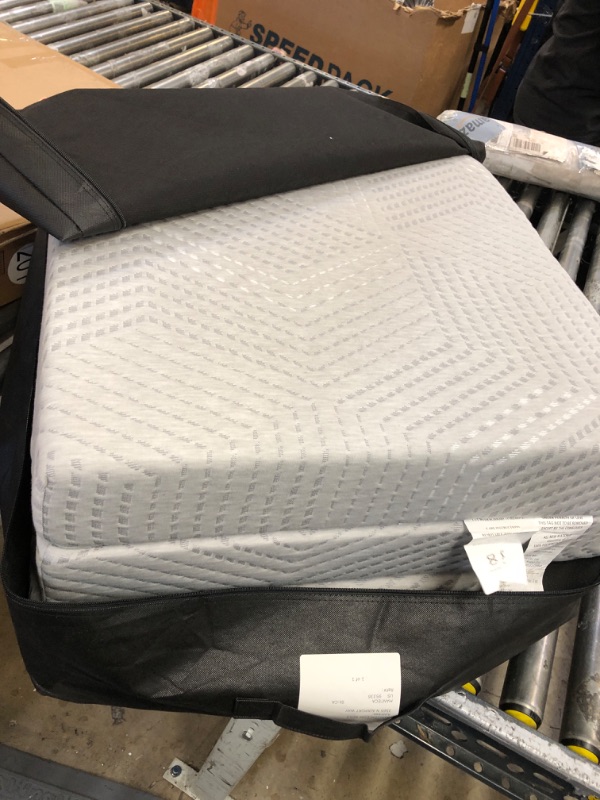 Photo 1 of  foldable mattress - size 75x25x4 inches 