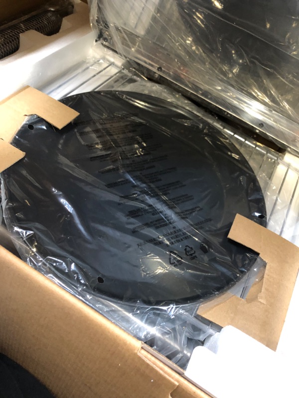 Photo 1 of Breville the Smart Oven Air Fryer Pro, BOV900BSS, Brushed Stainless Steel Brushed Stainless Steel 17.5” x 21.5” x 12.7”