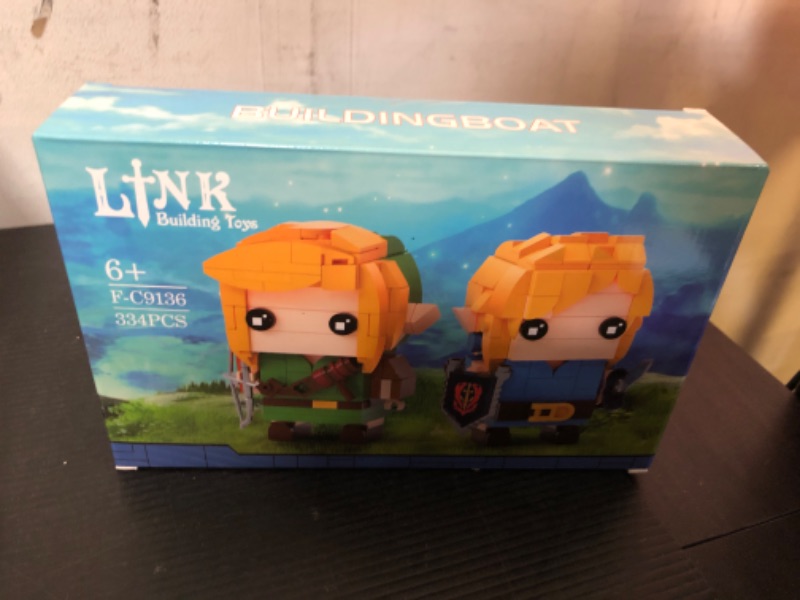 Photo 2 of BOTW Link and princess Building Set, Link Action Figures Holding Master Sword and Hylian Shield Link Action Figure Birthday Gifts for Kids
