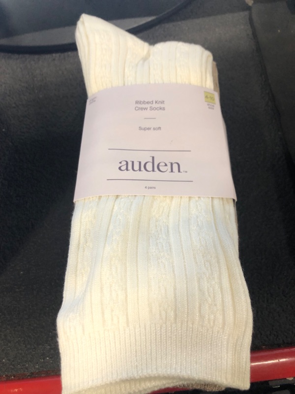 Photo 2 of ****USED** Women's Ultra Soft Everyday Cable 3pk Crew Socks - Auden™ 4-10