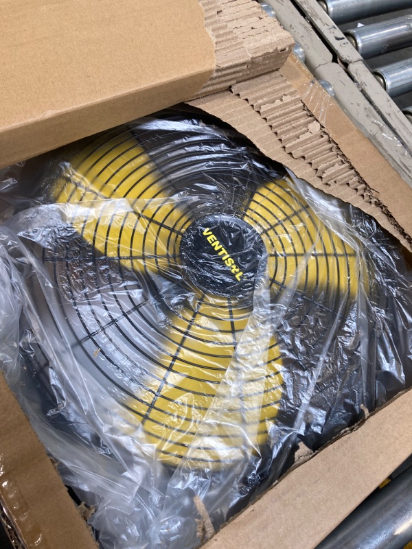 Photo 2 of ***USED***VENTISOL 12 Inch 1560 CFM High Velocity Heavy Duty Floor Fan with 3 Powerful Speeds,Portable Metal Fan,180°Tilting Quiet Shop Fan for Commercial, Residential, Gym, Home Use- ETL Listed, Black 12in. Floor Fan