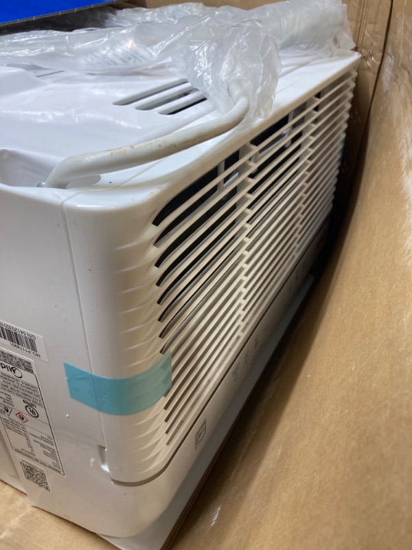 Photo 2 of ***DIRTY***
missing contrl***Midea 8000 BTU Window Air Conditioner with Heat, Inverter Tech Ultra-Quiet Operation, 35% Energy-Saving, APP & Voice Smart Control, Energy Star Rated, Cools up to 350 Sq. Ft., fits Summer and Fall 8,000 BTU