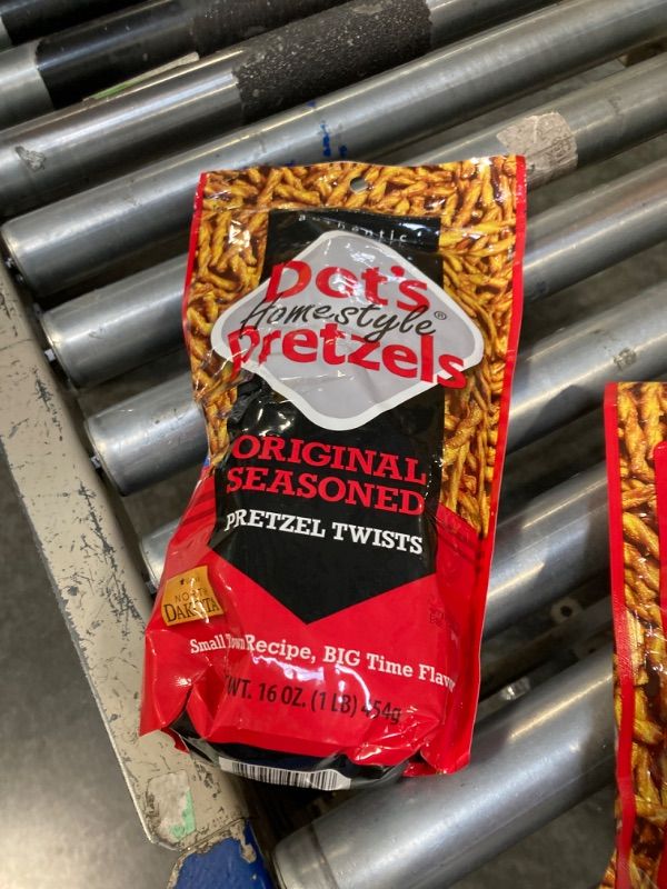 Photo 2 of ***FACTORY SEALED***
Dot's Pretzels Original Seasoned Pretzel Twists, Healthy Kids Snacks, 16oz Grocery Sized Bag