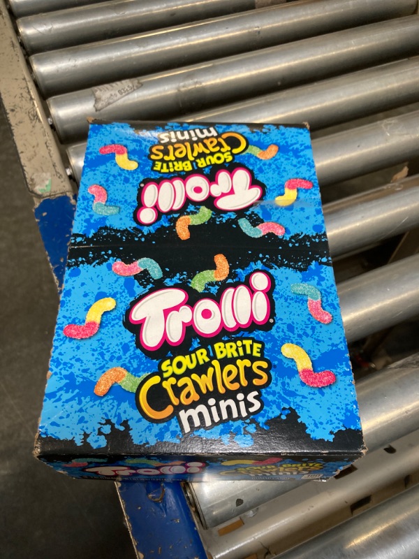 Photo 2 of ***FACTORY SEALED***
Trolli Sour Brite Crawlers Minis Candy, Sour Gummy Worms, 2 Ounce Treat-Size Pouches (Pack Of 18) Original 2 Ounce (Pack of 18)