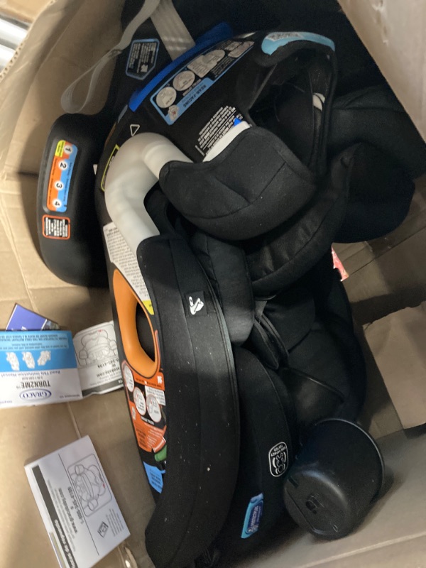 Photo 2 of ***SIMILAR***
Graco Extend2Fit Convertible Baby Car Seat, Rear and Forward Facing, Adjustable Extension Panel for Extra Legroom, Gotham
