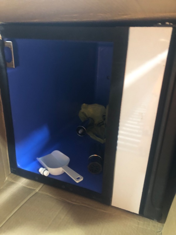 Photo 1 of ***LID MISSING***
Chest Freezer 5.0 Cu.Ft Black Compact Freezer, Manual Defrost Deep Freezer with Storage Basket, Space-Saving Flat Back, Stay-Open Lid, Side-Access Drain for Home Basement Cottage Business