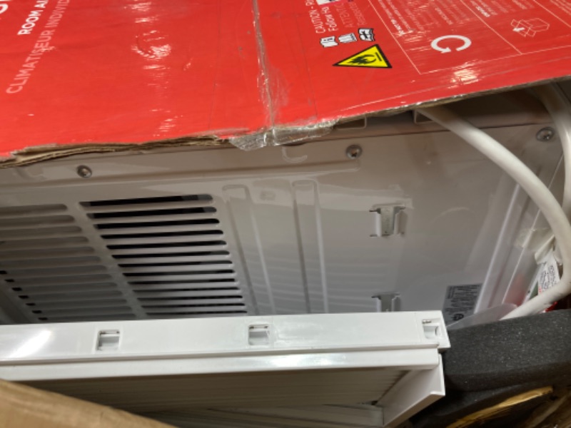 Photo 4 of ****FOR PARTS ONLY, NO RETURN, DAMAGED FINS***12,000 BTU Smart Window Air Conditioner with Wi-Fi and Remote