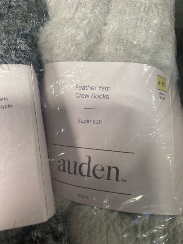 Photo 1 of ****FINAL SALE, NO RETURNS***6 pack of Women's 2pk Feather Cozy Crew Socks - Auden™ 4-10
 