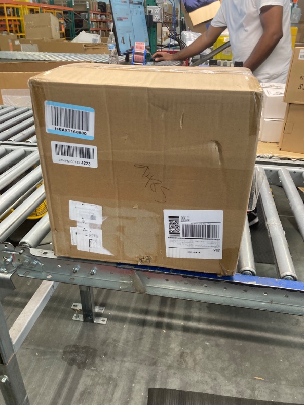 Photo 1 of 10 Liter Storage Boxes, Clear Plastic Storage Totes with Lids Set of 4 Grey handle