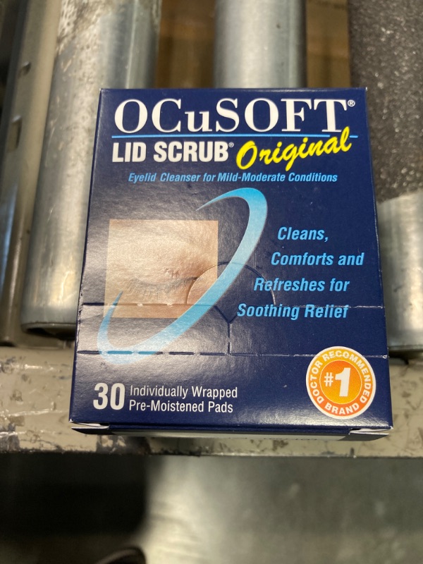 Photo 2 of ***USED***EXPIRES:9/2025*** OCuSOFT Lid Scrub Original Eyelid Cleanser - Pre-Moistened Eyelid Wipes for Mild to Moderate Conditions - Eyelid Cleanser to Clean, Comfort & Soothe Irritated Eyelids - 30 Count 30 Count (Pack of 1)