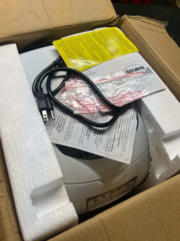 Photo 1 of ****USED*** POWERED ON TESTED** Danby DIM2500WDB Countertop Maker, Makes 25 lbs 24 Hrs, Machine with Electronic Controls, LED Display and Self Clean Function, 3 Ice Cube Sizes, 2 lb, White