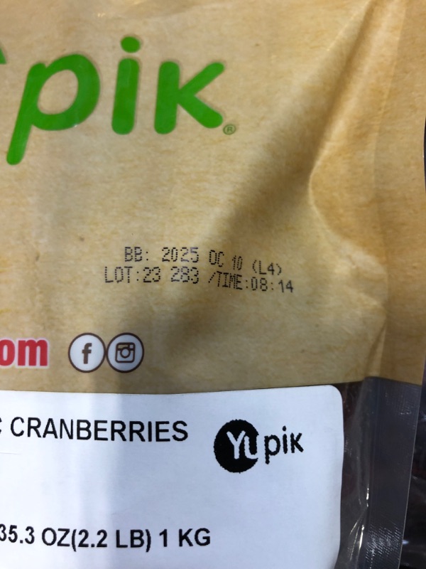 Photo 3 of ****USED********BEST BY  10/10/25****Yupik Organic Cranberries, 2.2 lb, Non-GMO, Gluten-Free, Kosher, Vegan, Sweetened Dried Fruits, Fruity & Tart, Plump & Chewy, Source of Fiber, Healthy Snacks, Ideal for Baking & Topping 2.2 Pound (Pack of 1)