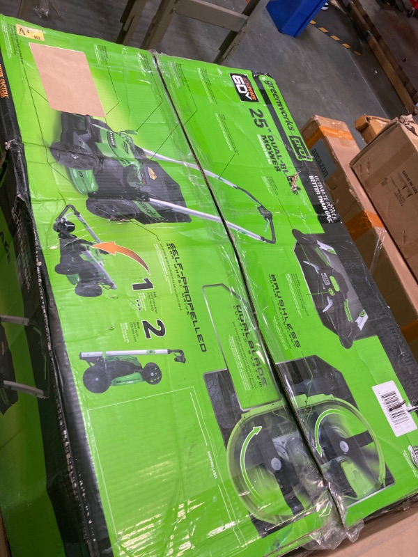 Photo 4 of ***BOX DEMAGE***
Greenworks 60V 25” Cordless (Self-Propelled) Lawn Mower (LED Lights + Aluminum Handles), 2 x 4.0Ah Batteries and Dual Port Rapid Charger