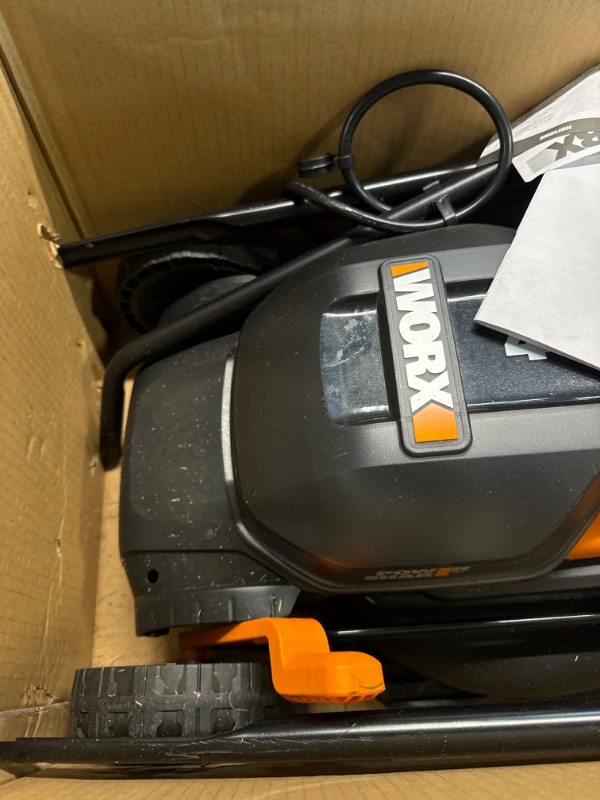 Photo 5 of ****USED***MISSING BATTERY AND CHARGER**** WG779 40V 14" Lawn Mower with Grass Collection Bag and Mulcher (2 x 4.0 Ah Batteries and 1 x Charger)