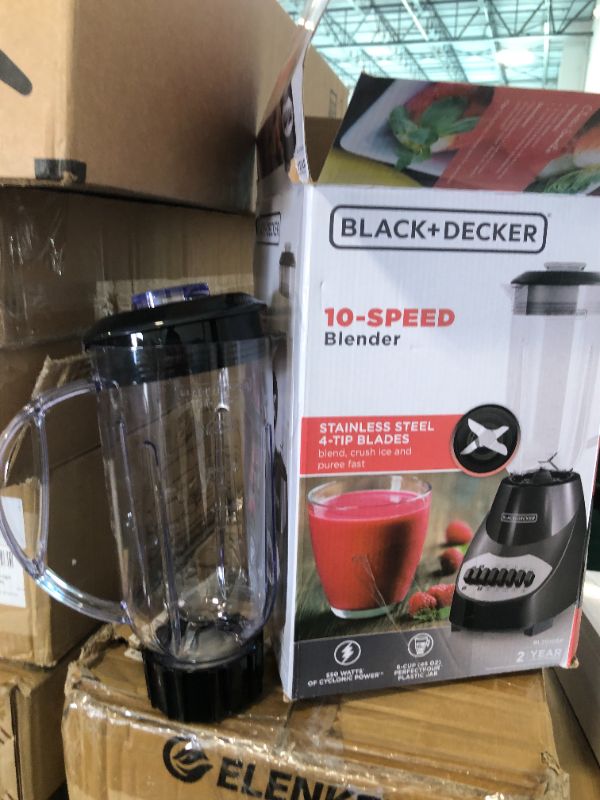 Photo 3 of **PARTS ONLY** BLACK+DECKER 10-Speed Countertop Blender, BL2010BP, 6-Cup Plastic Jar, Dishwasher-Safe, Stainless Steel Blade, Suction Feet....