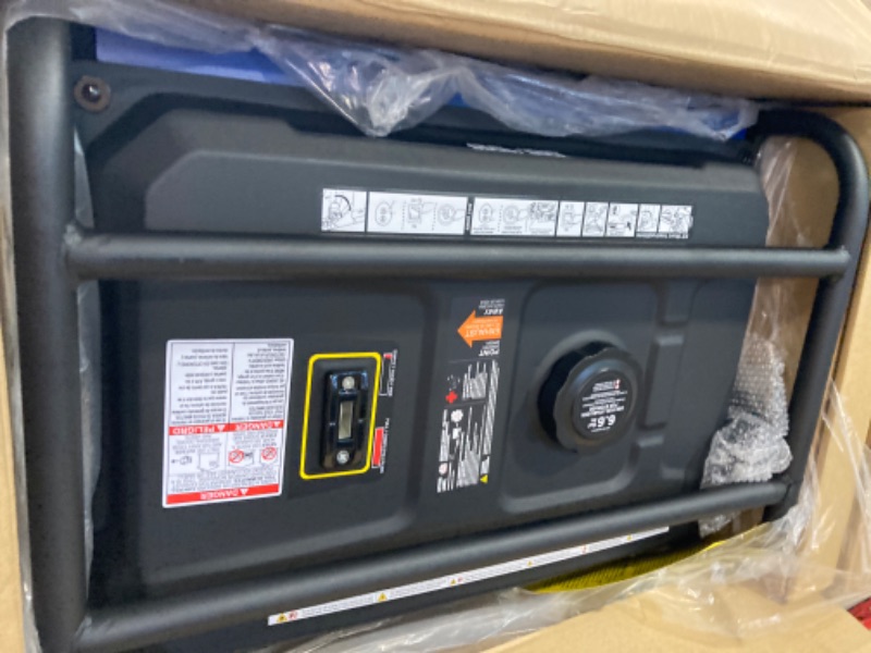 Photo 2 of ***VERY HEAVY*** Westinghouse Outdoor Power Equipment 9500 Peak Watt Home Backup Portable Generator, Remote Electric Start with Auto Choke, Transfer Switch Ready, Gas Powered, CO Sensor 9500 Watts - Gas Only - CO Sensor