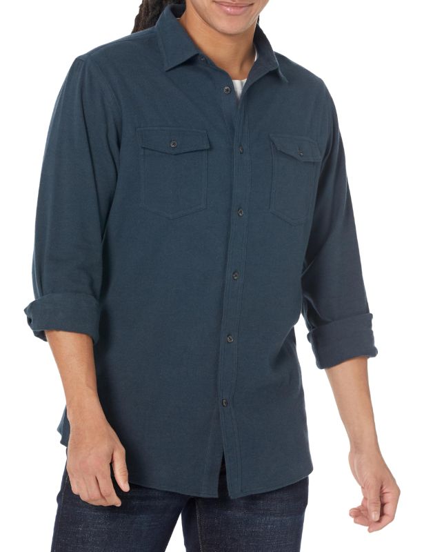 Photo 1 of Amazon Essentials Men's Regular-Fit Long-Sleeve Two-Pocket Flannel Shirt X-Large Washed Navy