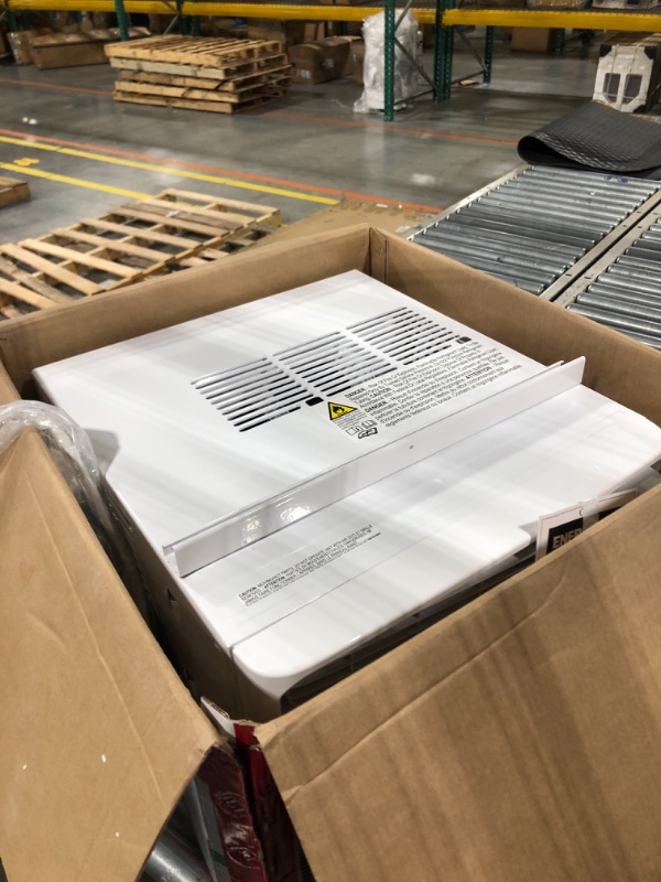 Photo 1 of ***SELLING AS PARTS - FINALE SALE - NO RETURNS****
Frigidaire 10,000 BTU Window Air Conditioner & Dehumidifier, 115V, Cools up to 450 Sq. Ft. for Apartment, Dorm Room & Small/Medium Rooms, with Remote Control, Programmable Timer, and Sleep Mode, White 10,