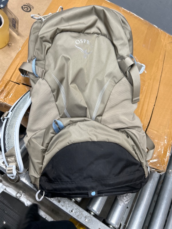 Photo 2 of (READ FULL POST) Osprey Packs Hikelite 18L Pack
