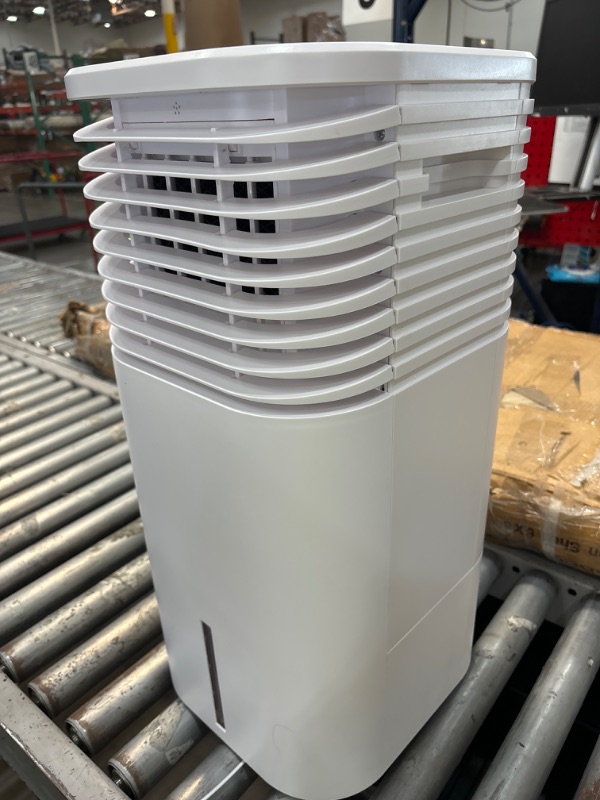 Photo 3 of **NONREFUNDABLE**FOR PARTS OR REPAIR**SEE NOTES**
4-IN-1 Portable Air Conditioners, Evaporative Air Cooler w/4 Modes & 3 Speeds, 15H Timer for Smart Auto-off, 2-Gal Tank for 20H Cooling,17FT Remote,No Hose Needed,120°Oscillating Swamp Cooler White