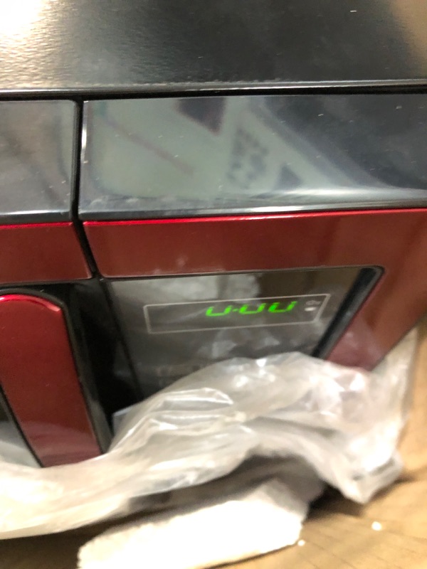 Photo 1 of ***USED - POWERS ON - UNABLE TO TEST FURTHER***
Farberware - Classic 1.1 Cu. Ft. Countertop Microwave Oven