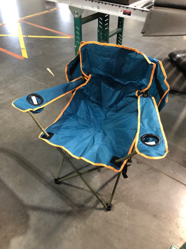 Photo 4 of ***USED - DIRTY - NO PACAKGING***
Quik Shade Max Shade High and Wide Folding Camp Tilt UV Sun Protection Canopy Chair Blue Chair